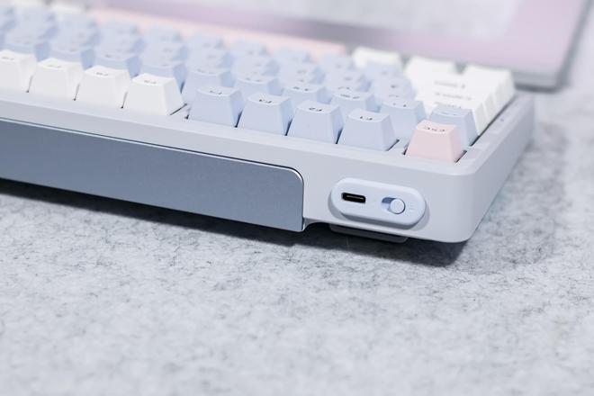 机械键盘评测：线性手感与静音输入的结合新葡京雷柏V700DIY-98无线三模(图8)