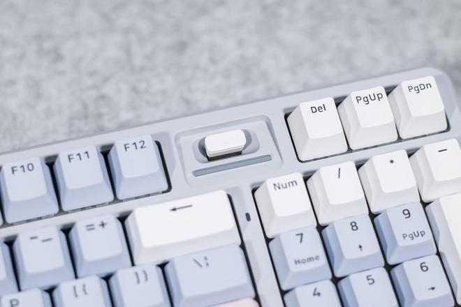 机械键盘评测：线性手感与静音输入的结合新葡京雷柏V700DIY-98无线三模(图14)