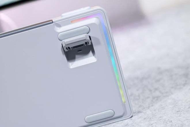 机械键盘评测：线性手感与静音输入的结合新葡京雷柏V700DIY-98无线三模(图17)